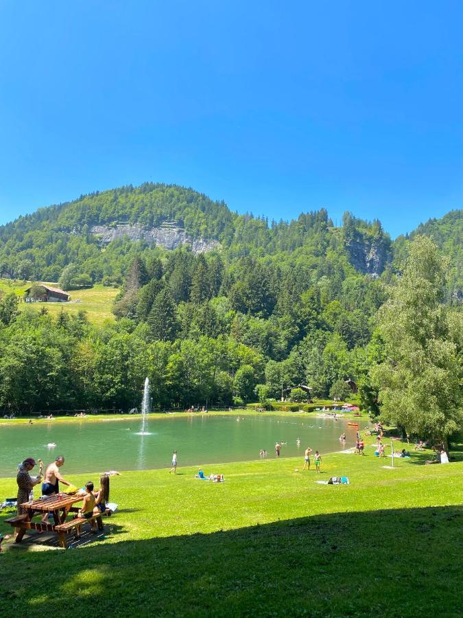 Апартаменты La Taniere De Sven - Vue Montagne Saint-Nicolas-la-Chapelle  Экстерьер фото
